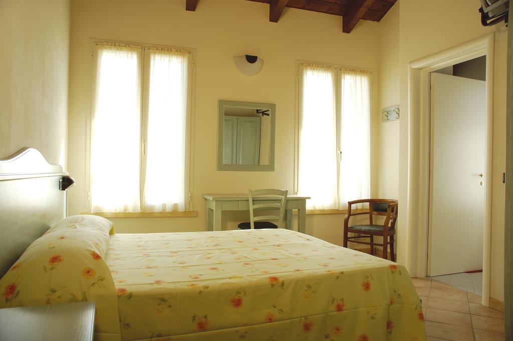 Albergo Del Po Viadana Экстерьер фото